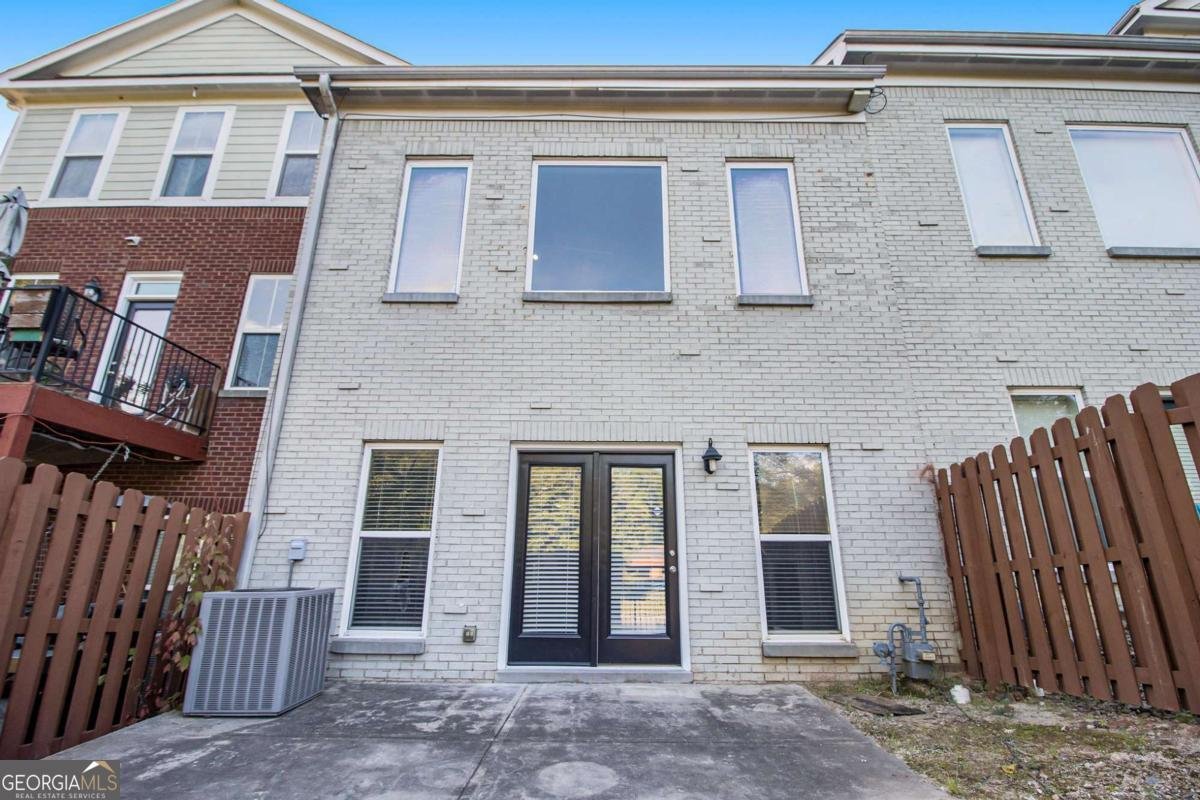 6023 Brookside Oak Circle Norcross - 24