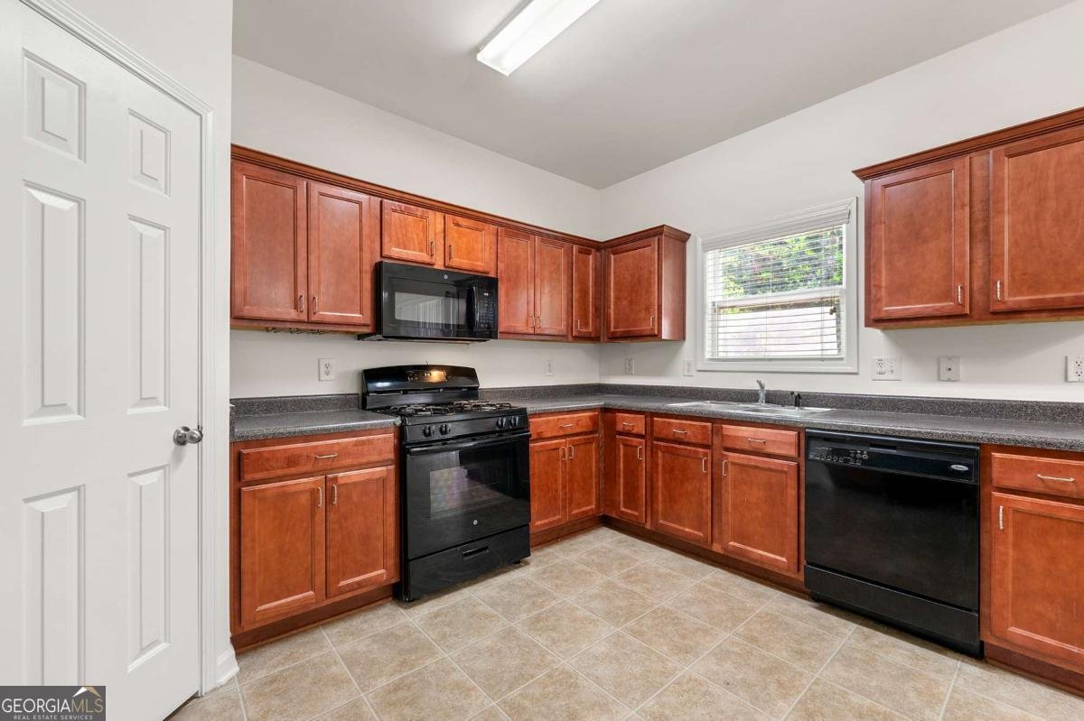 2060 Executive Drive Duluth - 9