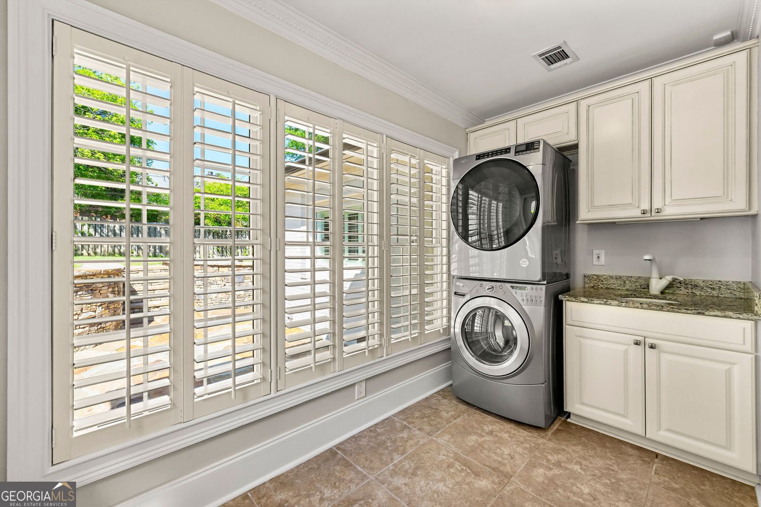 218 Midvale Drive Atlanta - 19