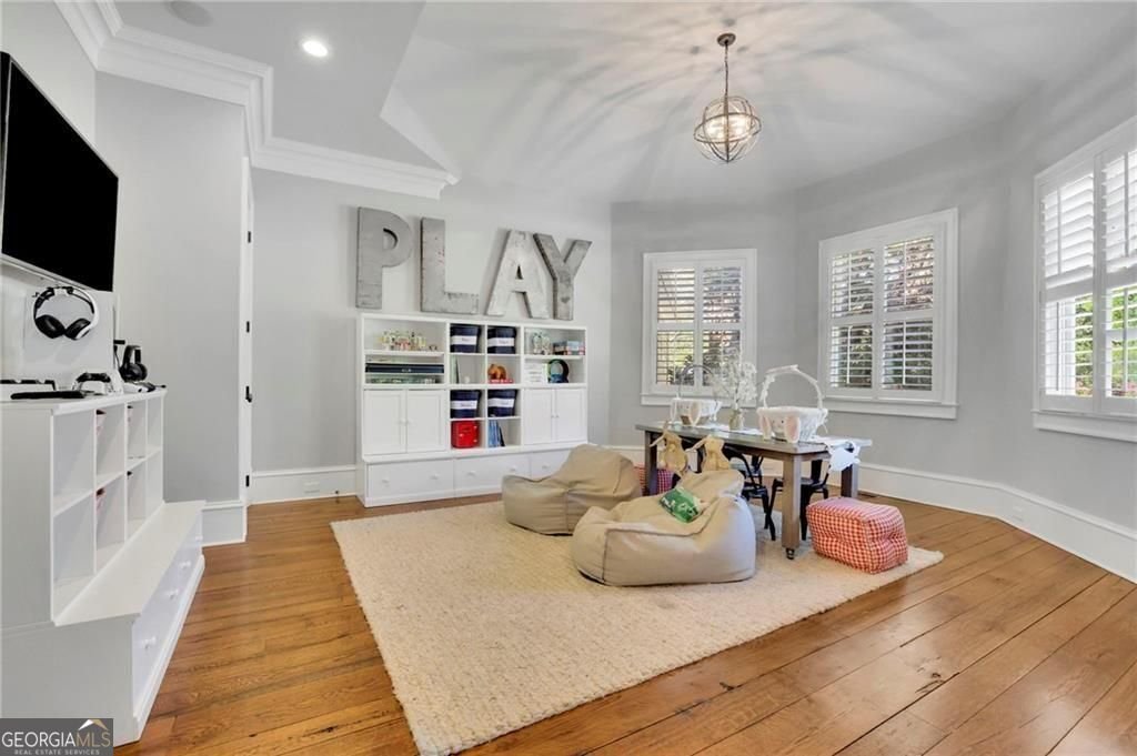 690 Ebenezer Road Milton - 45