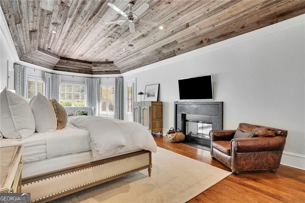 690 Ebenezer Road Milton - 55