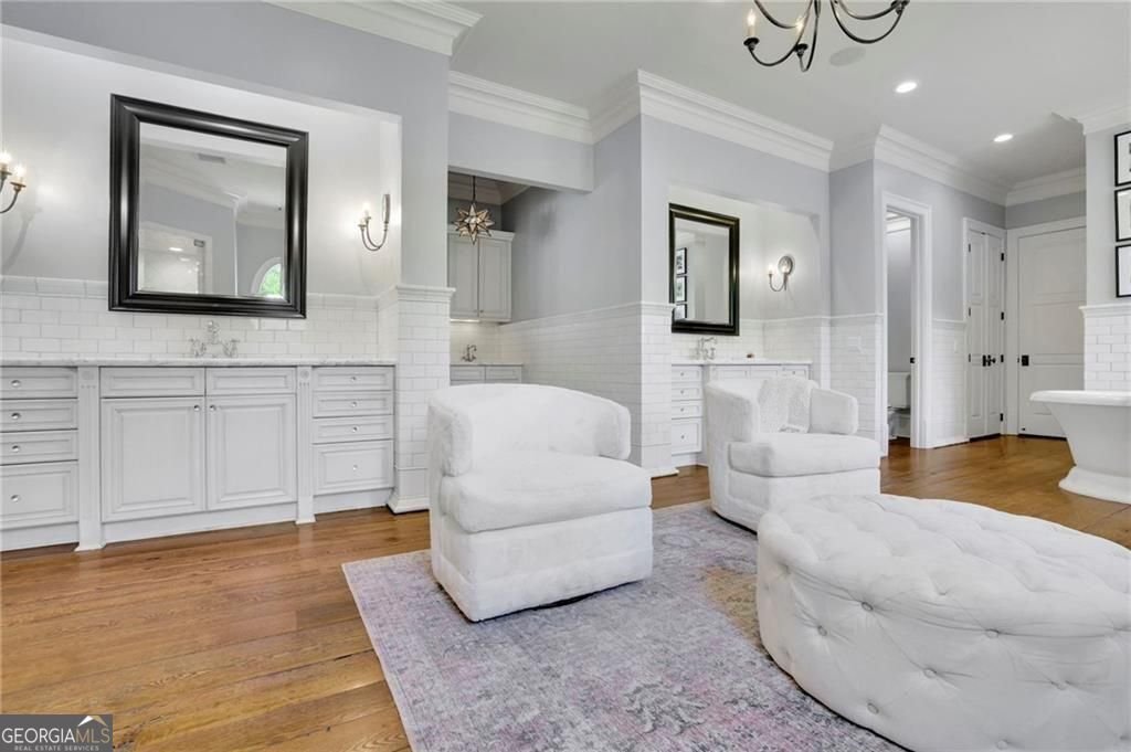 690 Ebenezer Road Milton - 60