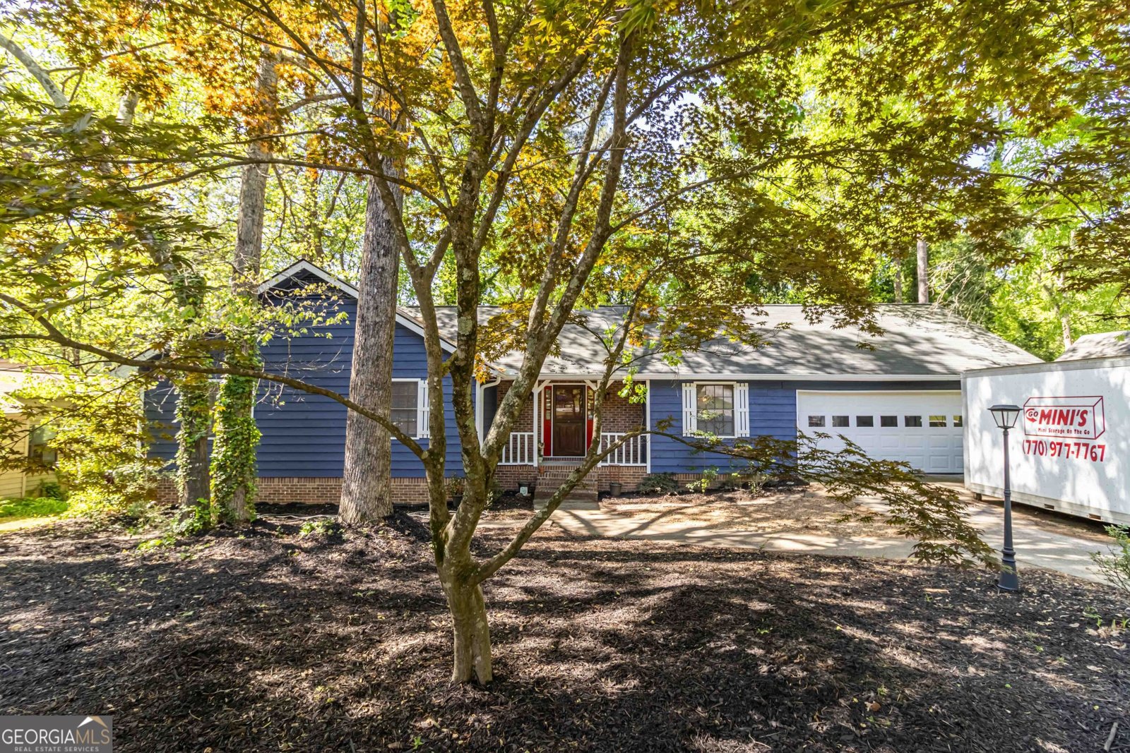5272 Cumberland Way Stone Mountain - 1