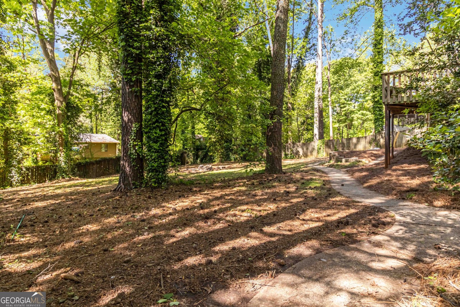 5272 Cumberland Way Stone Mountain - 38