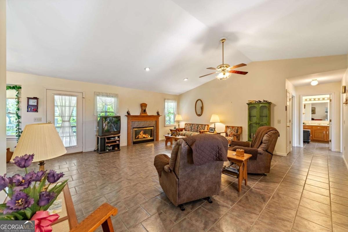 380 La Vista Drive Blue Ridge - 6
