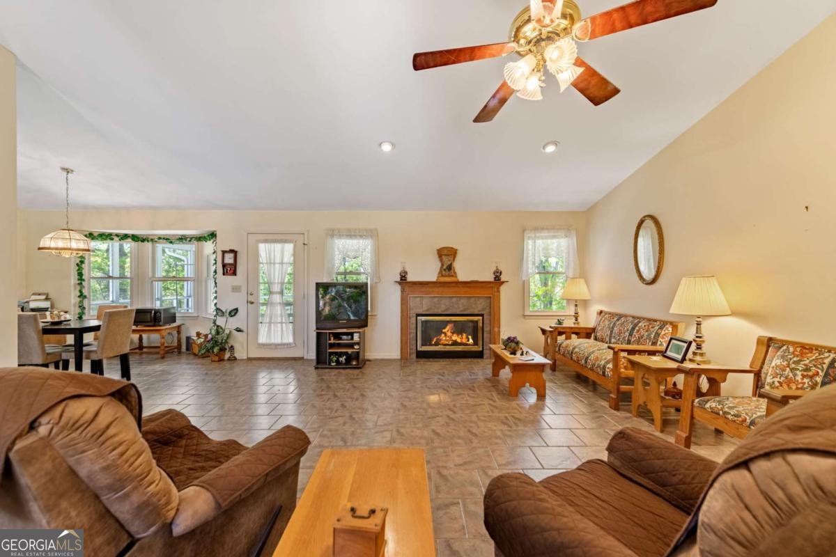 380 La Vista Drive Blue Ridge - 7