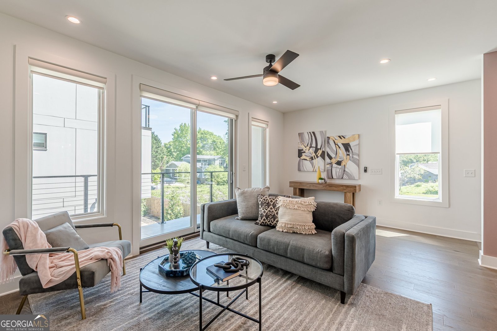 1300 MEMORIAL Drive Atlanta - 16