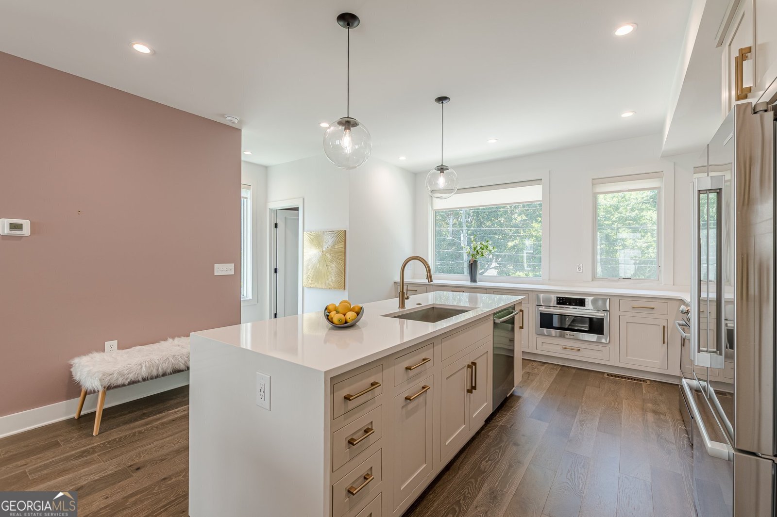1300 MEMORIAL Drive Atlanta - 22
