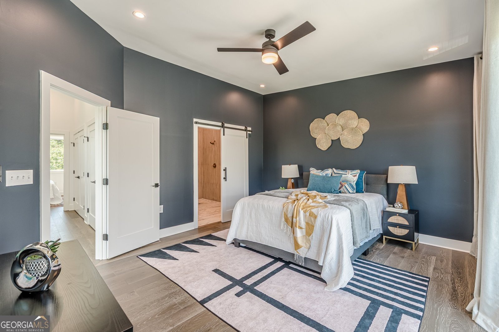 1300 MEMORIAL Drive Atlanta - 33