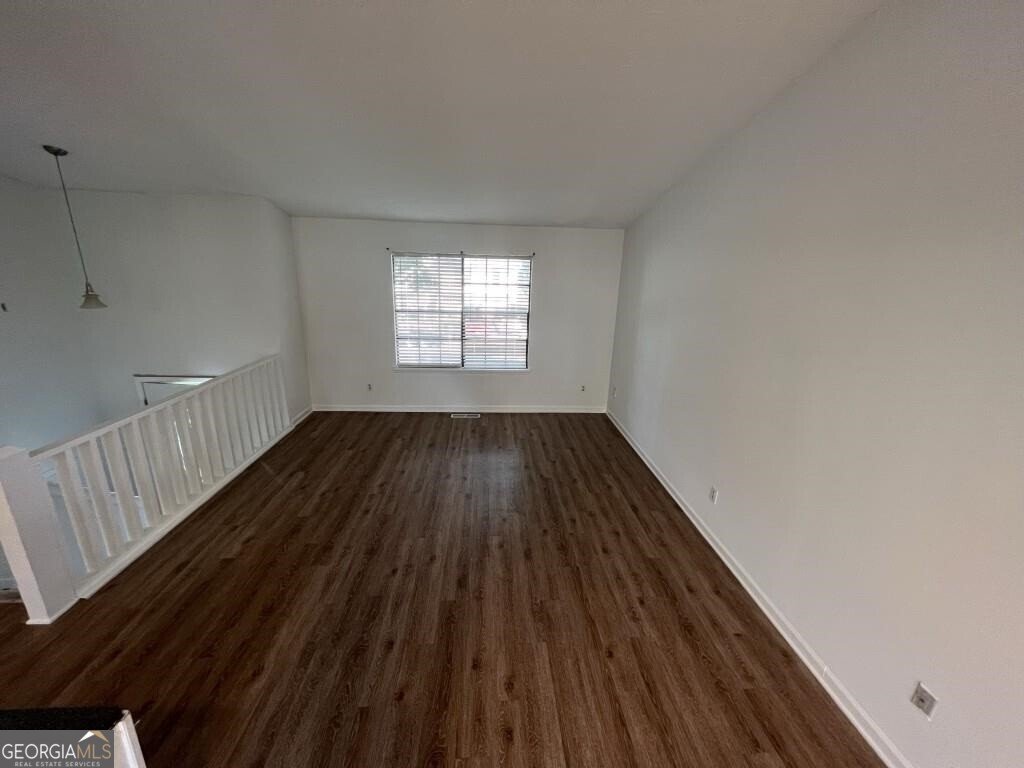 981 Dundee Drive Lilburn - 10