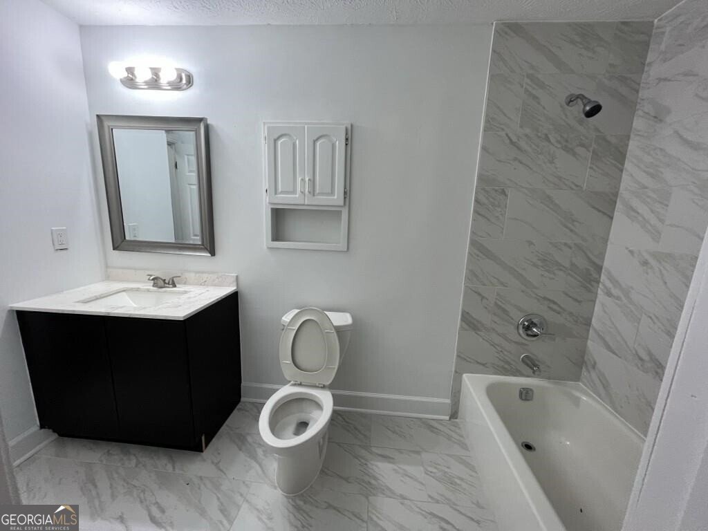 981 Dundee Drive Lilburn - 2