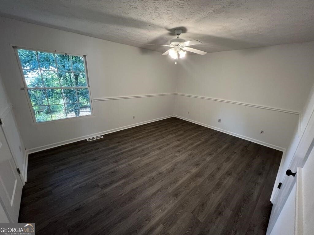 981 Dundee Drive Lilburn - 3