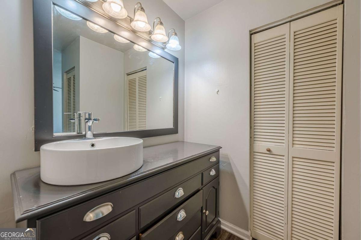 2016 Oak Park Lane Decatur - 23
