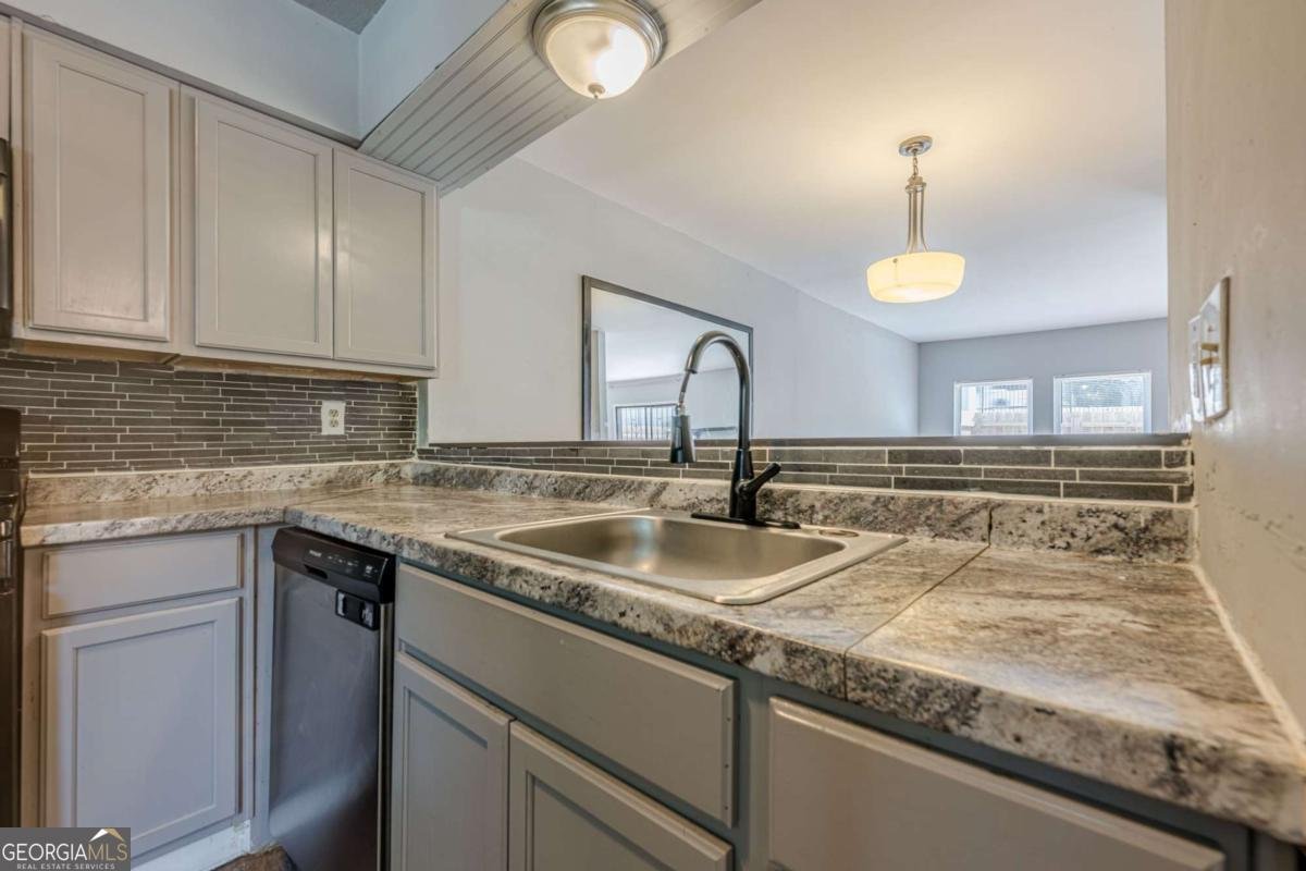 2016 Oak Park Lane Decatur - 6