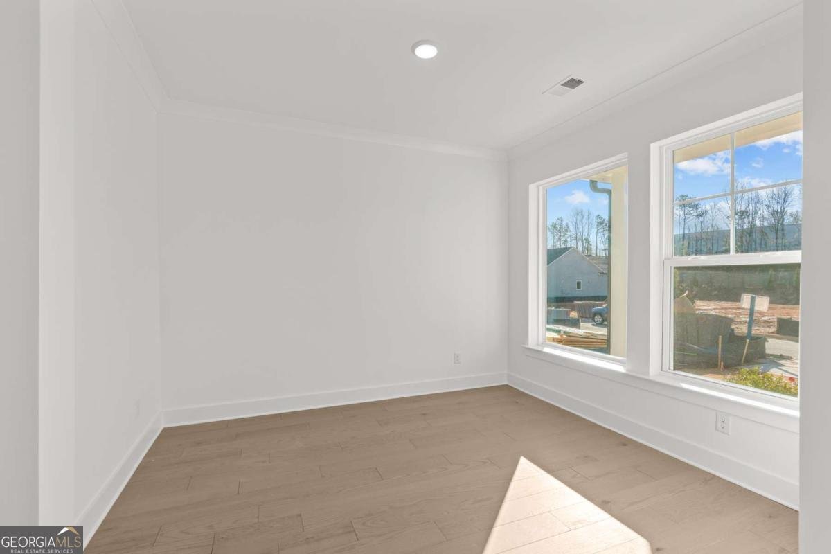 215 Strawberry Lane Woodstock - 10