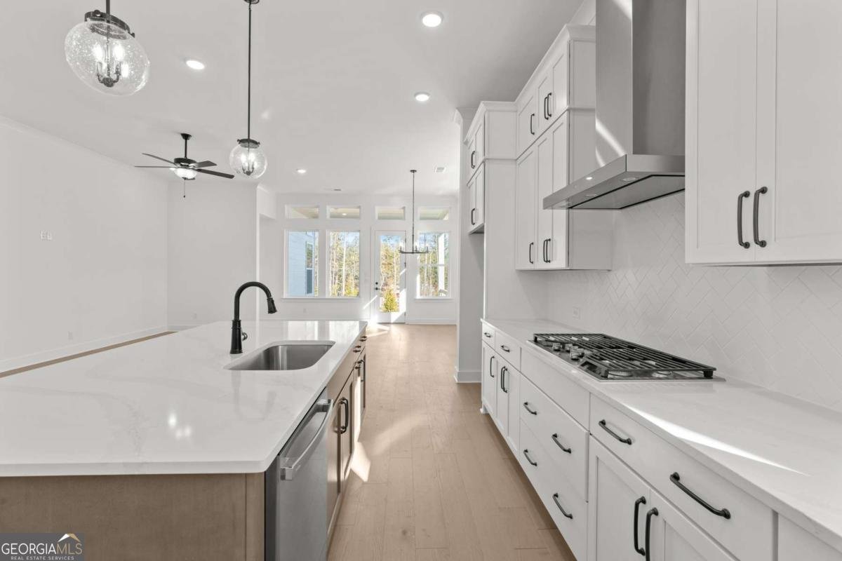 215 Strawberry Lane Woodstock - 5