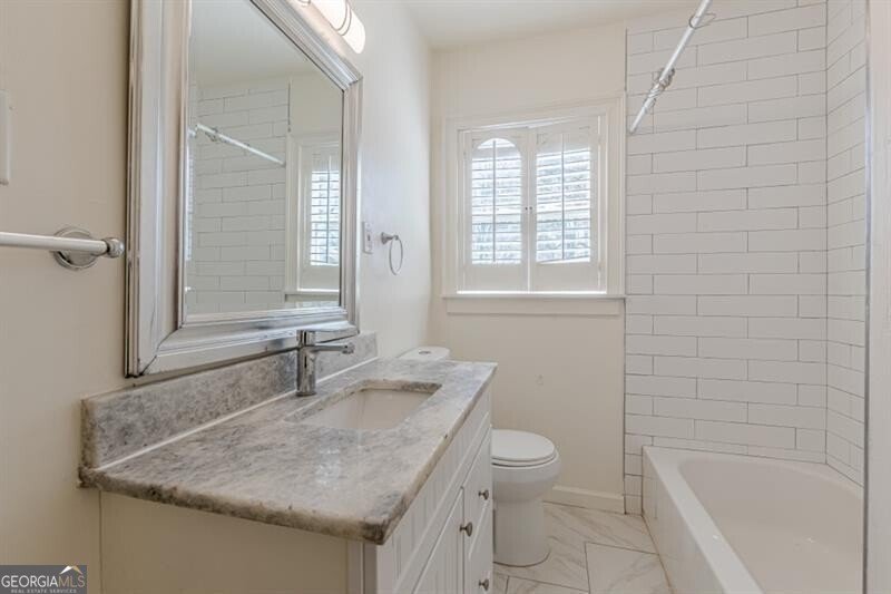 1560 Temple Avenue College Park - 16
