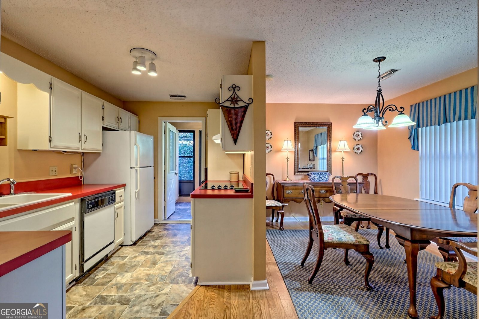 153 Stornoway Drive Clayton - 19