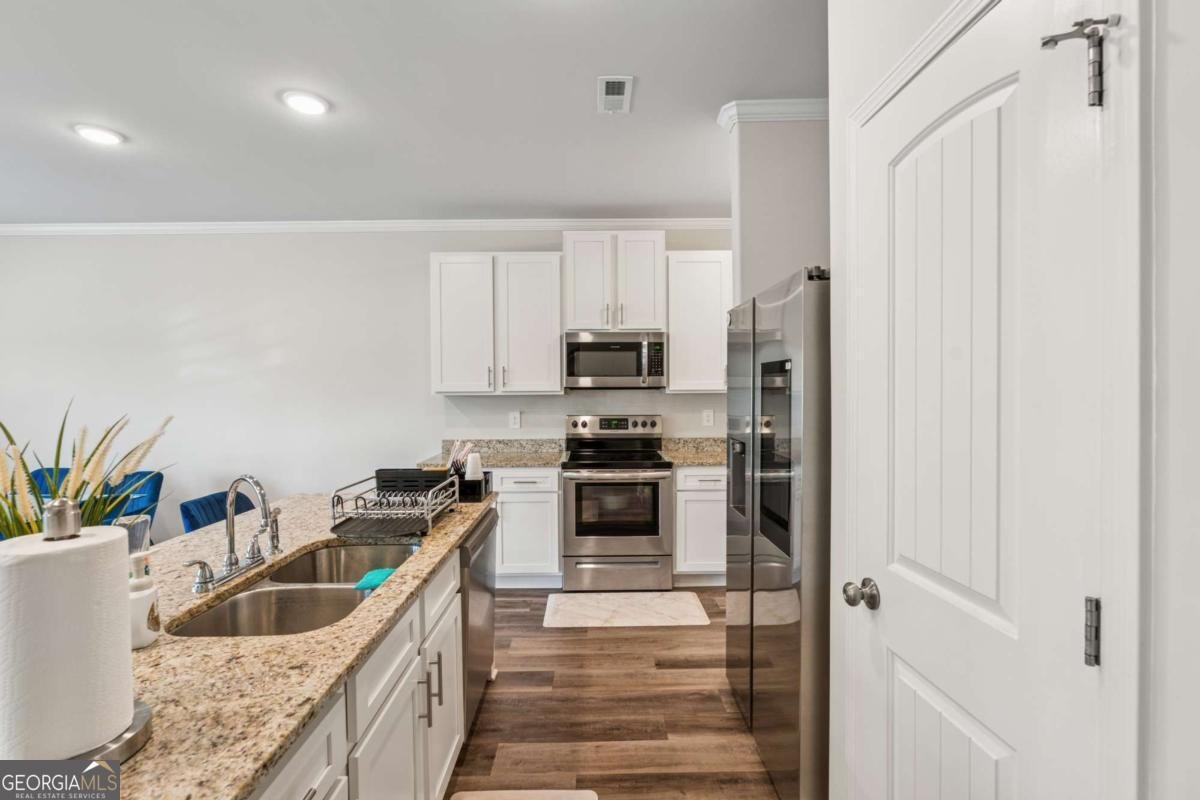 8609 Lakeview Jonesboro - 12