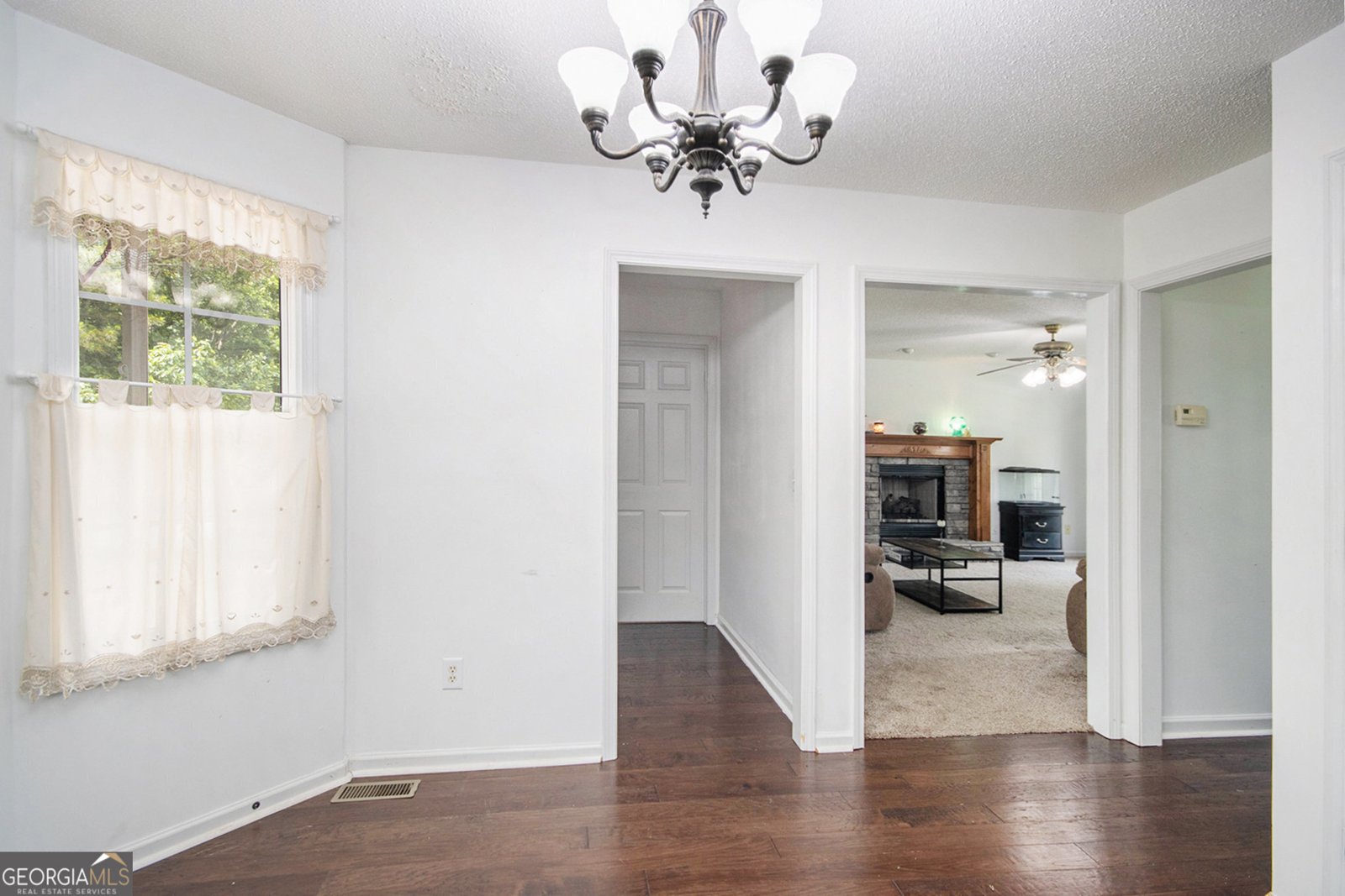 67 Severn Way Dallas - 2