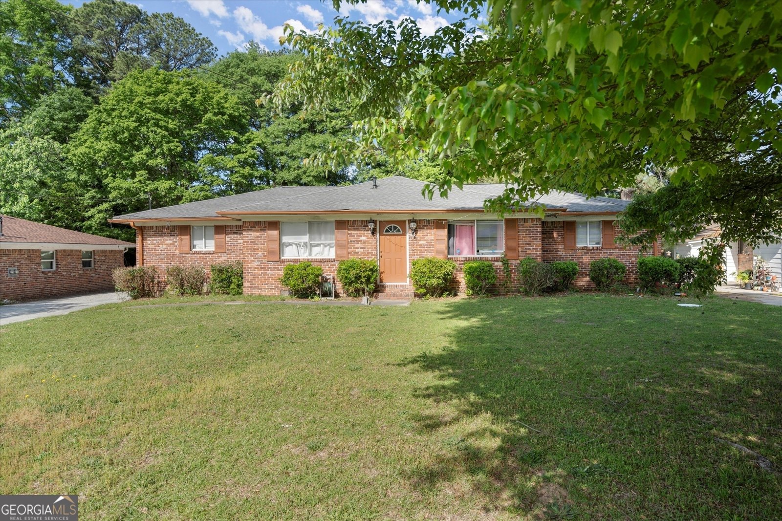 2844 Whispering Hills Drive Chamblee - 1