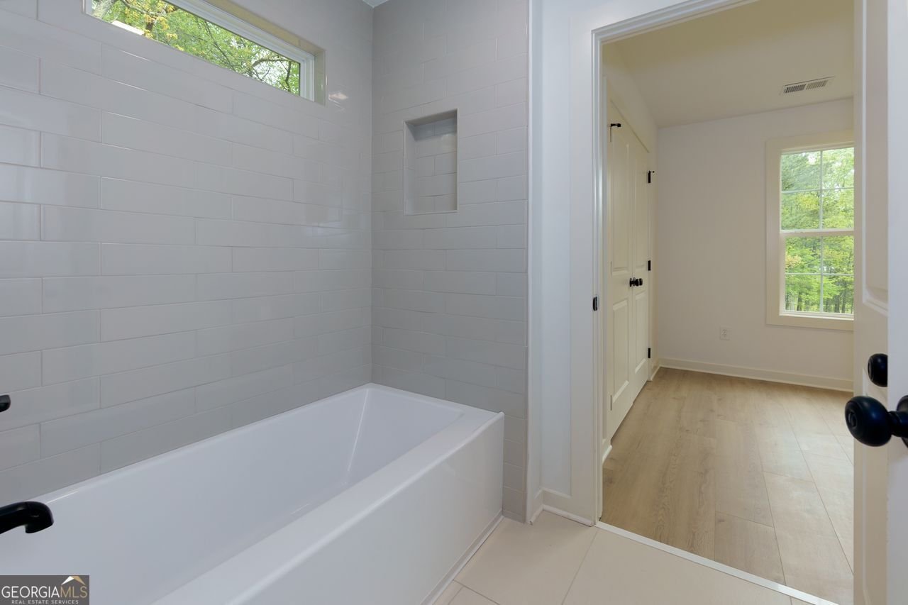 505 Cedar Creek Road Cartersville - 27