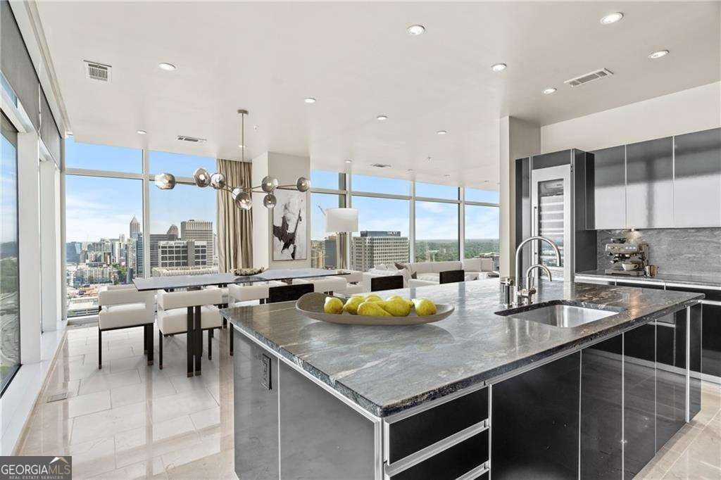 45 Ivan Allen Jr Boulevard Atlanta - 1