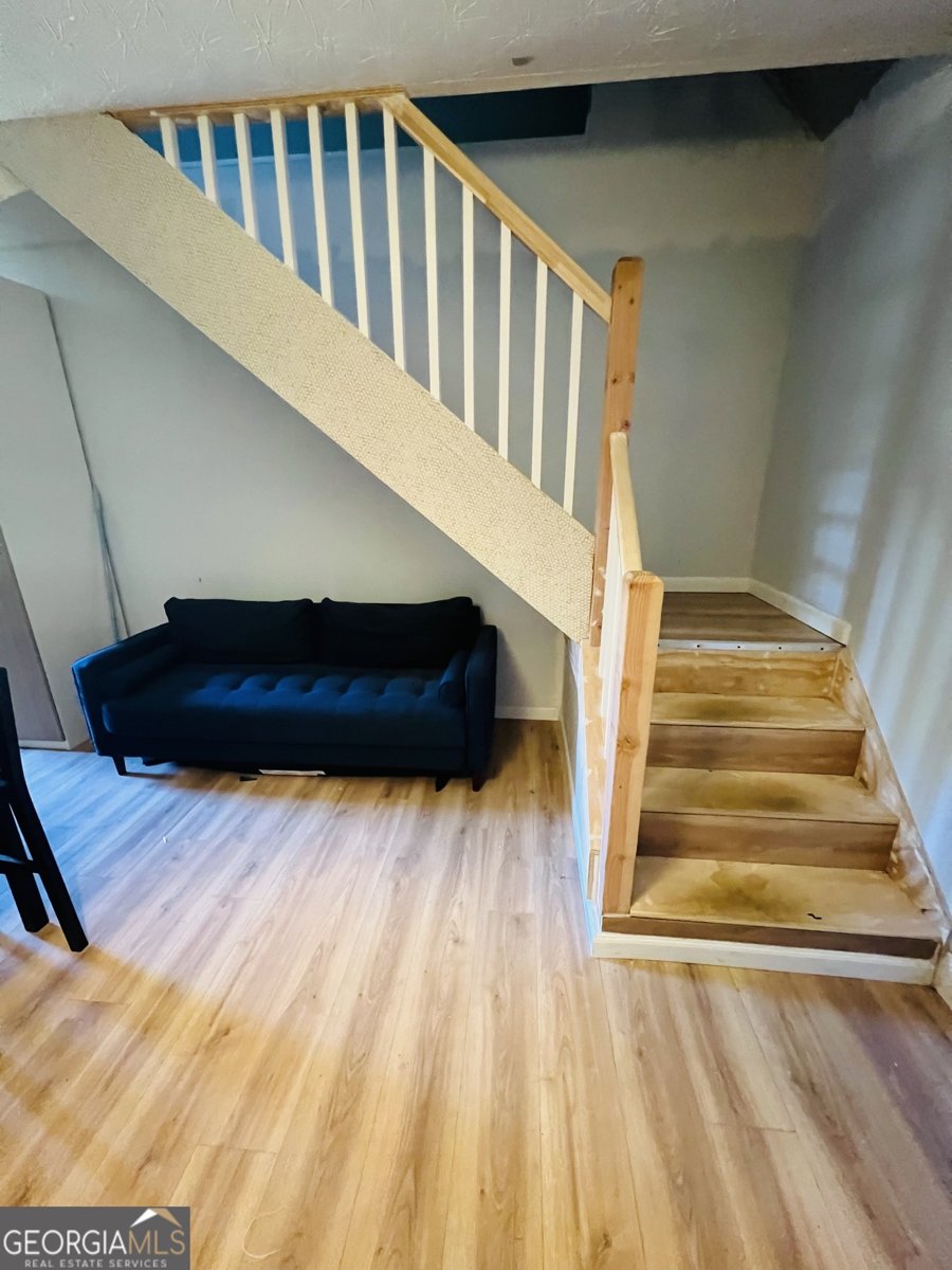 13391 Henderson Drive Hampton - 14