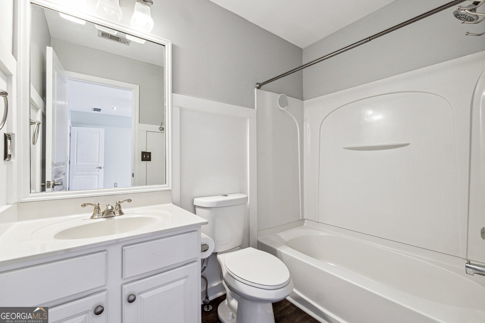3911 Delfaire Trace Cumming - 23