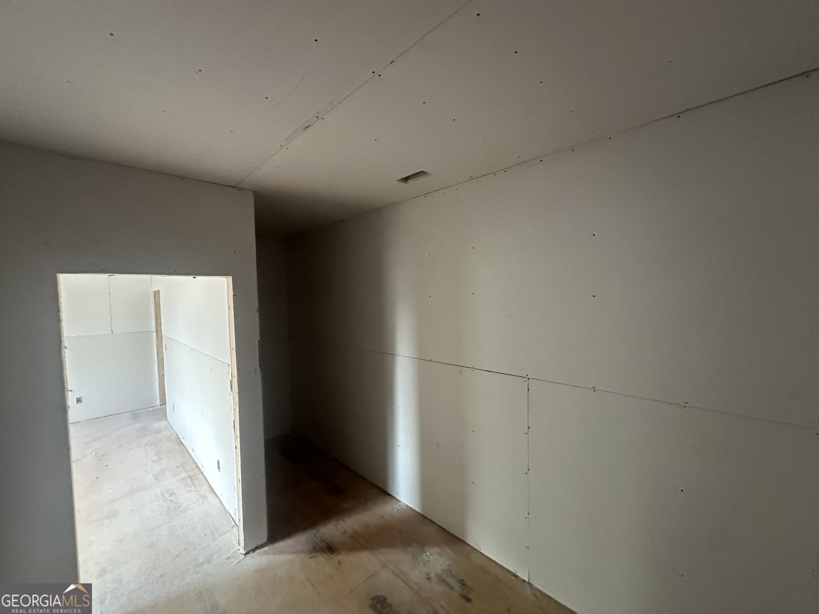 2751 Paoli Street Comer - 58