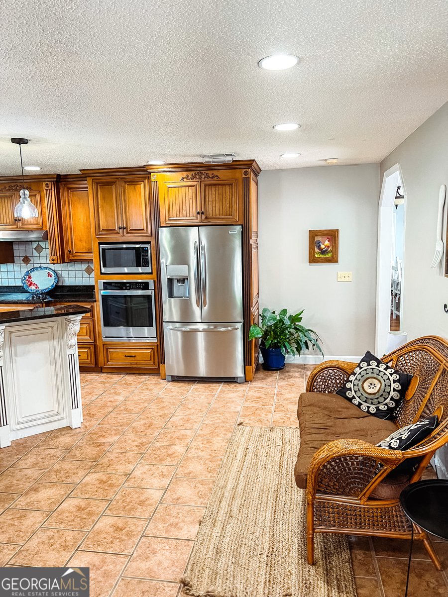 644 N Manor Millwood Road Manor - 35