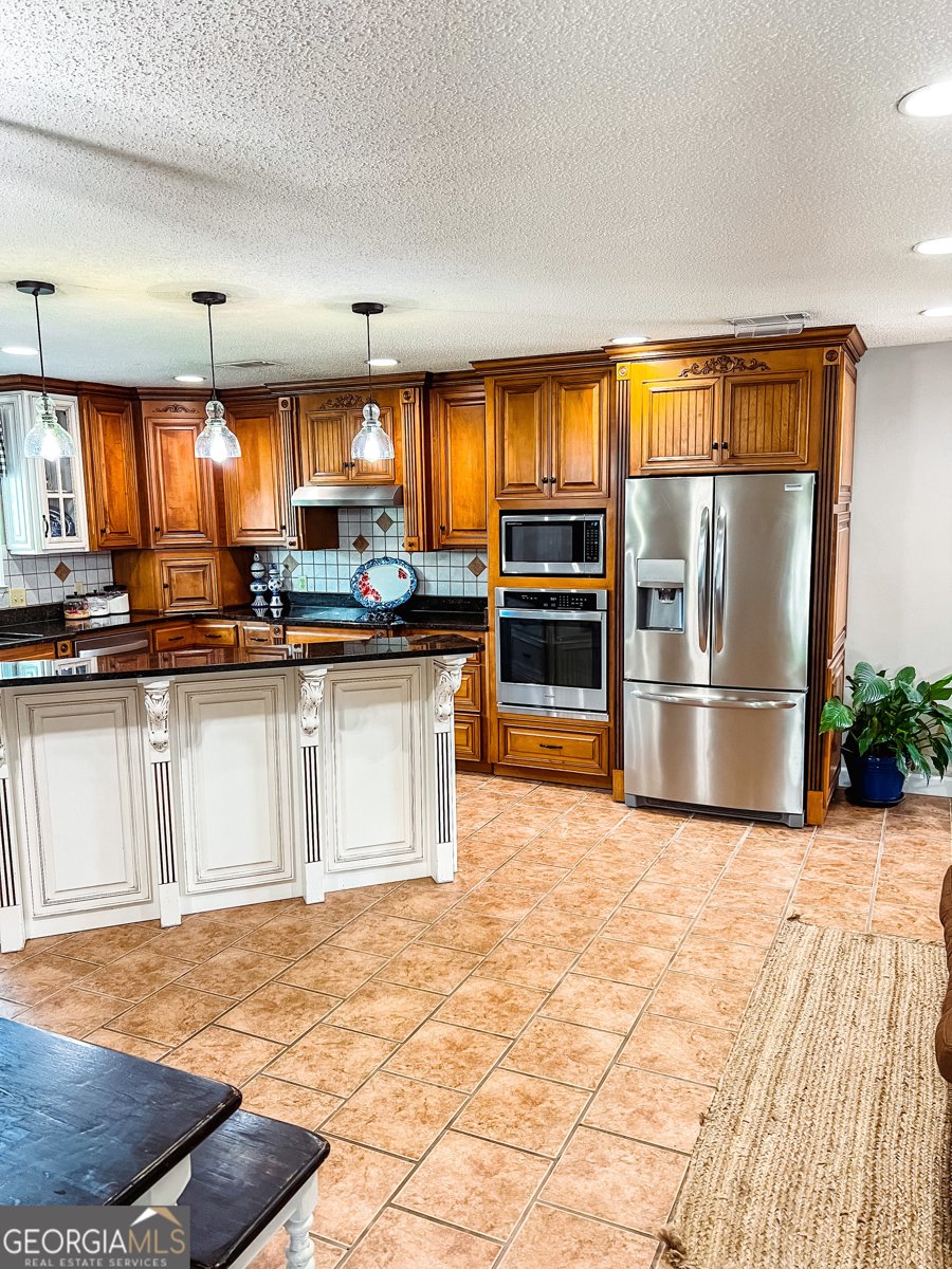 644 N Manor Millwood Road Manor - 36