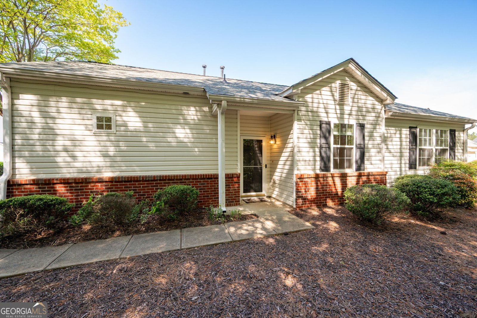 548 Oaks Drive Woodstock - 1