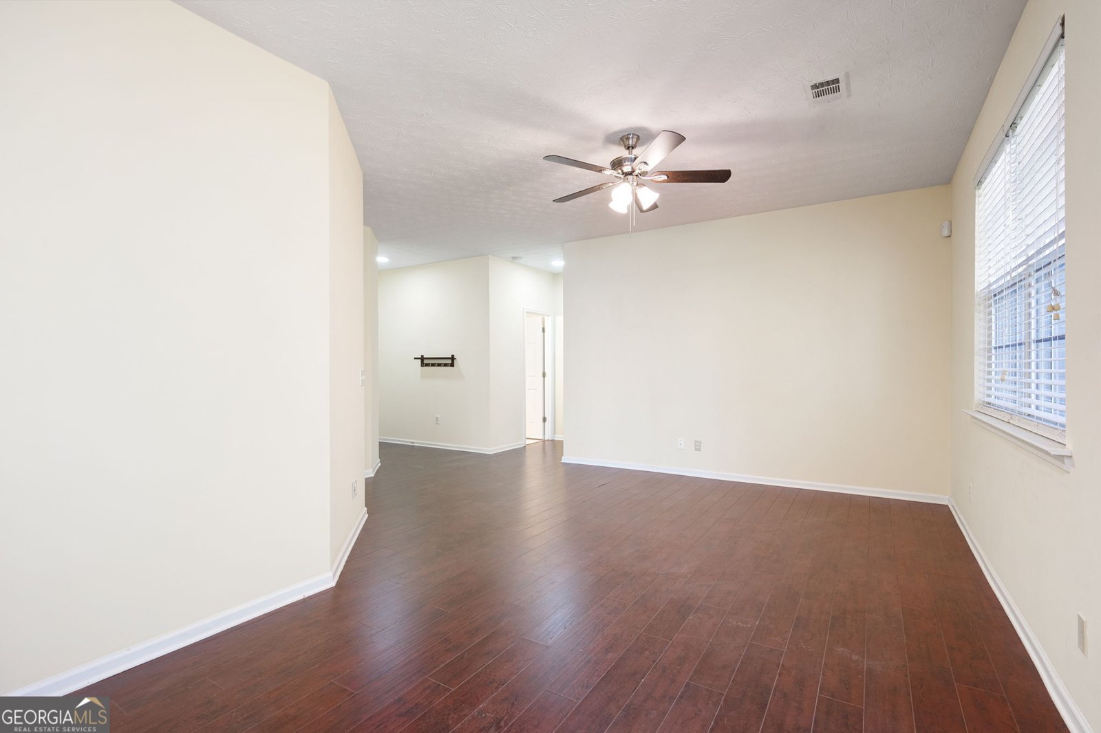 548 Oaks Drive Woodstock - 10