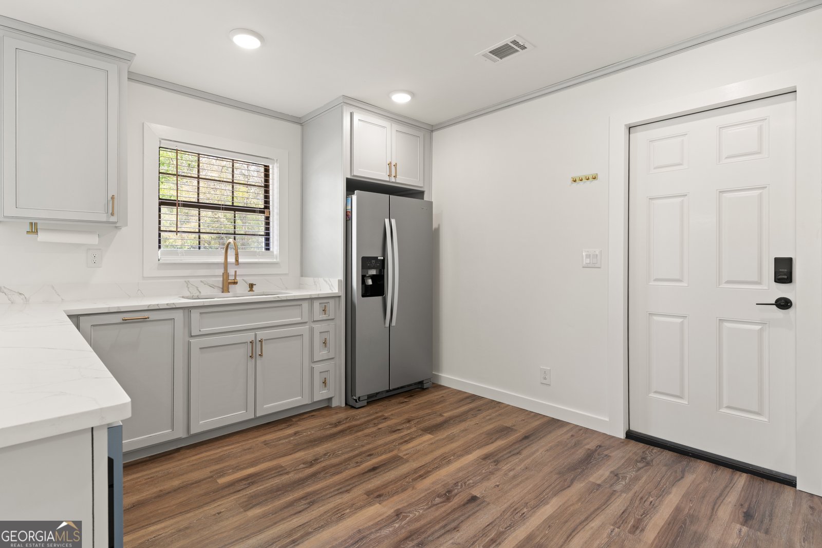 705 Oak Lane Brunswick - 16