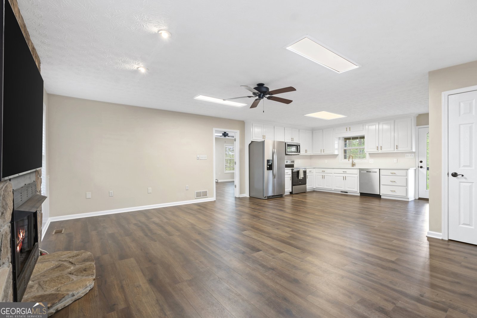 499 Old Deer Path Way Cleveland - 13