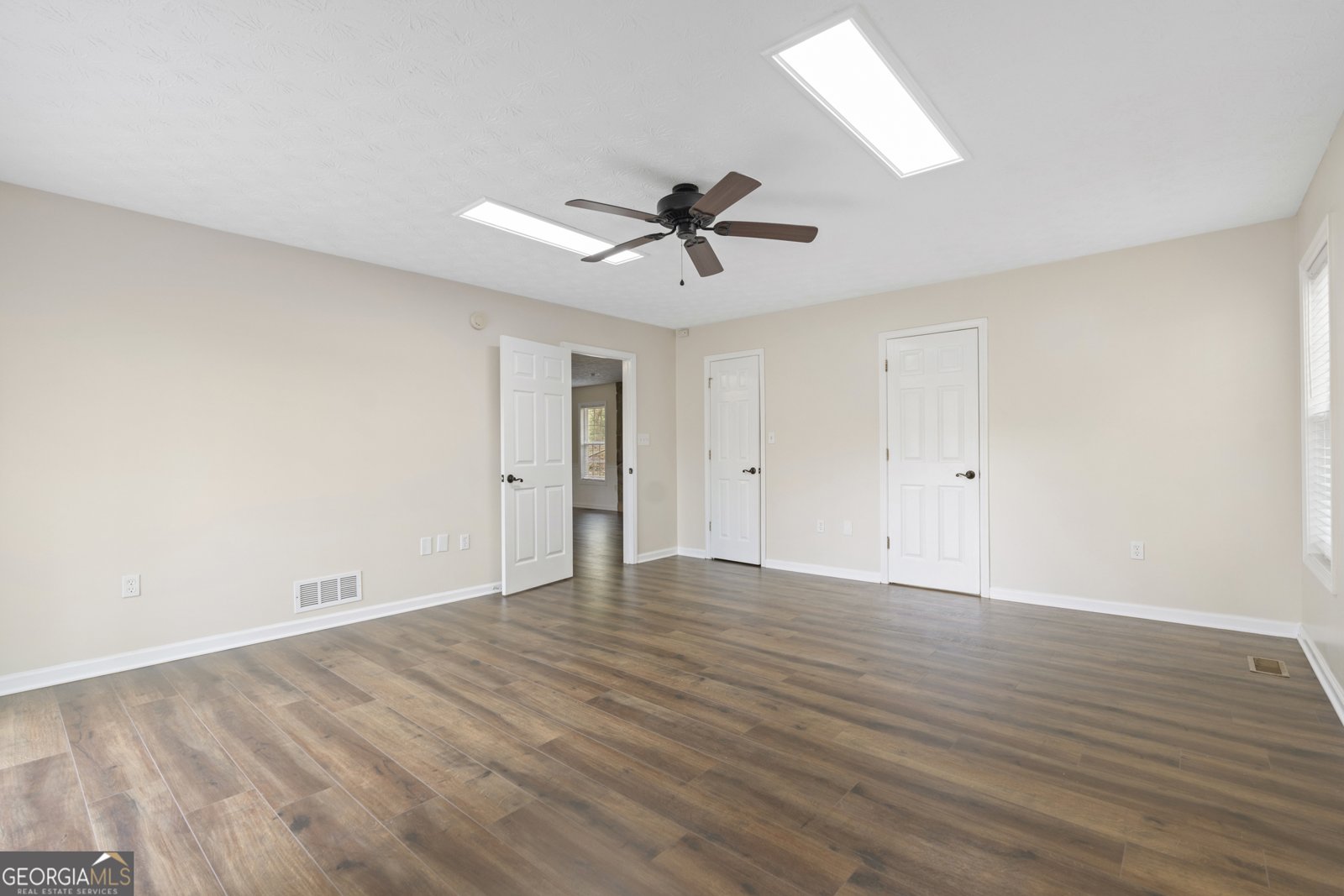 499 Old Deer Path Way Cleveland - 35