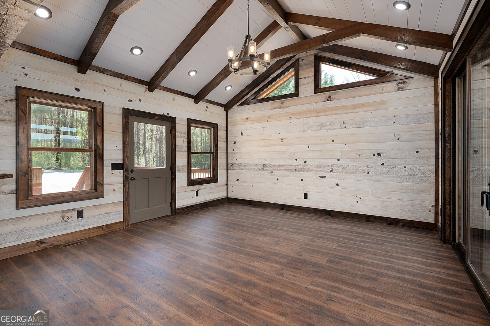 7590 Mobile Road Blue Ridge - 28