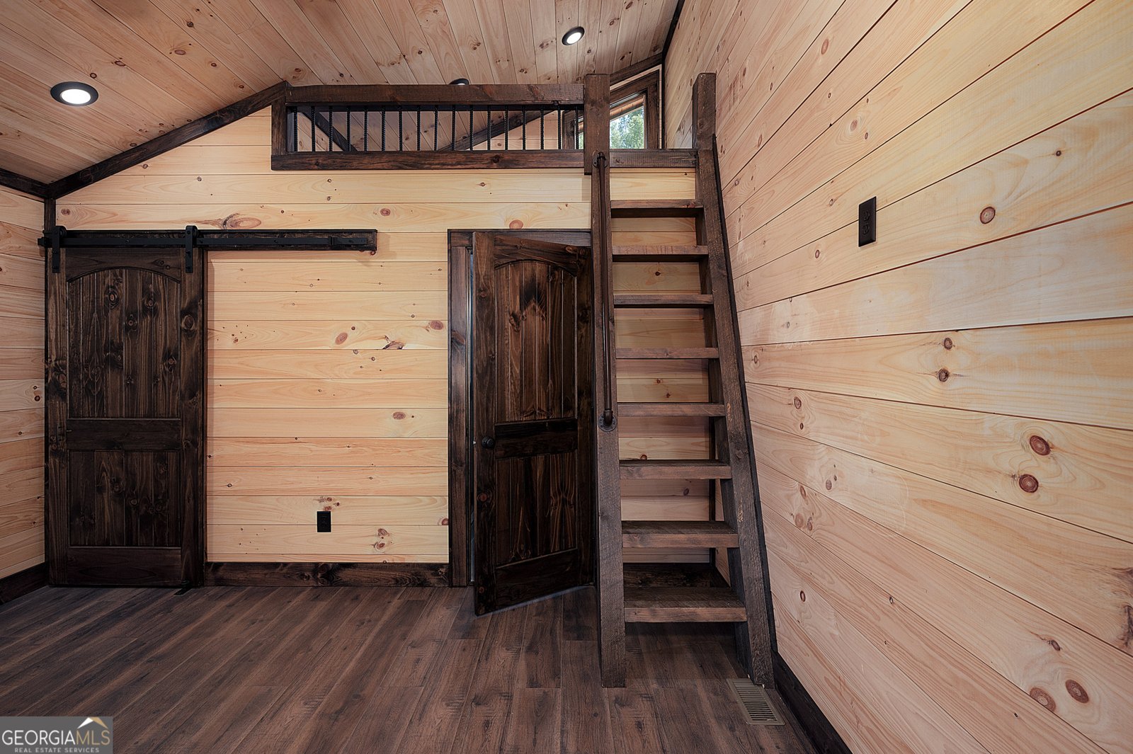 7590 Mobile Road Blue Ridge - 50