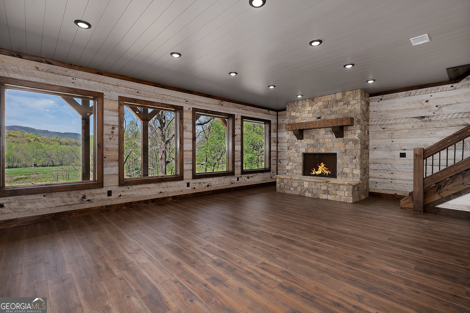 7590 Mobile Road Blue Ridge - 58