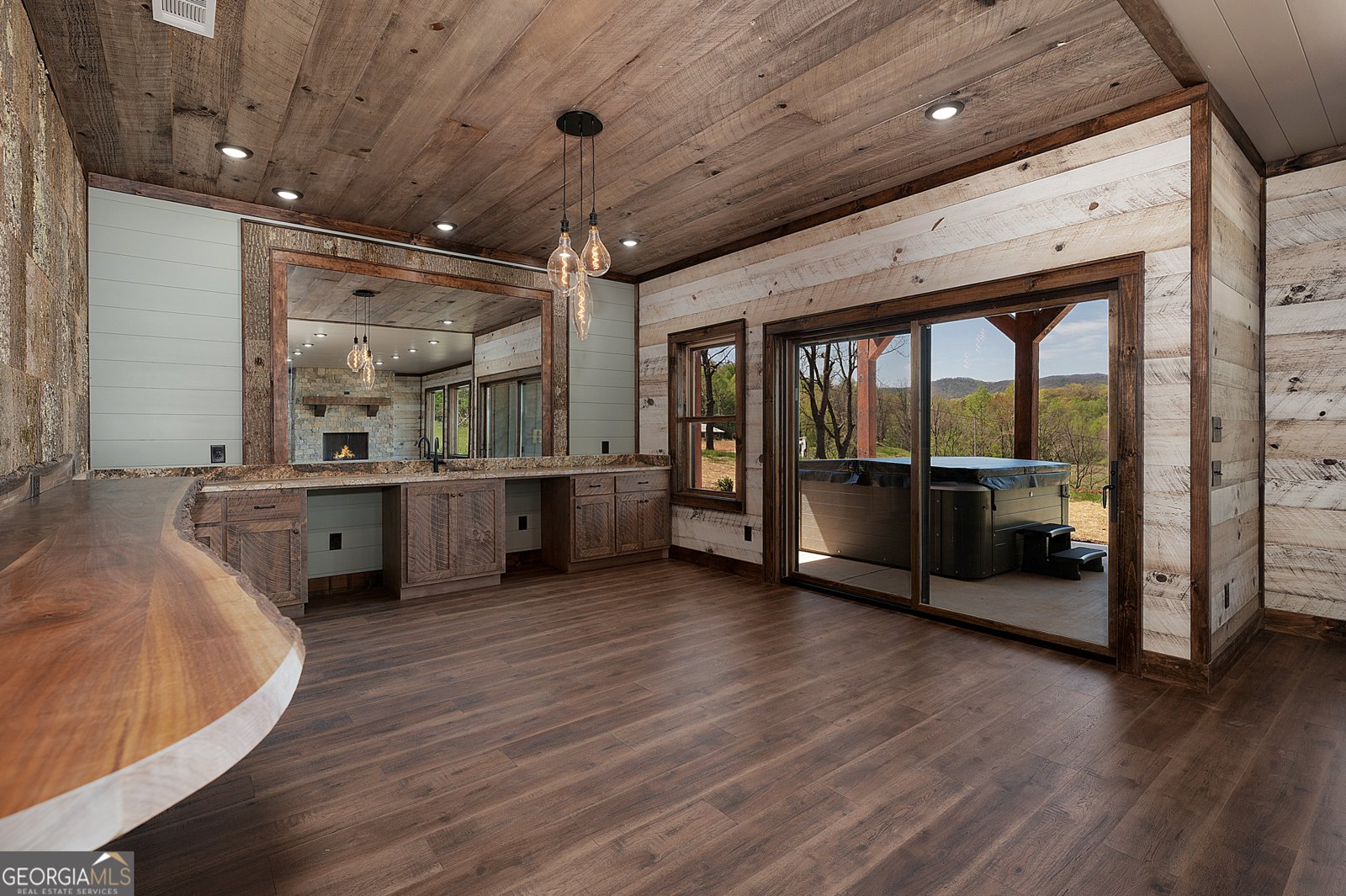 7590 Mobile Road Blue Ridge - 61