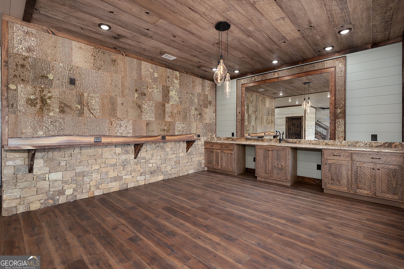 7590 Mobile Road Blue Ridge - 62