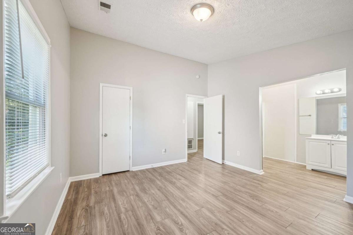 2058 Corners Circle Lithonia - 23