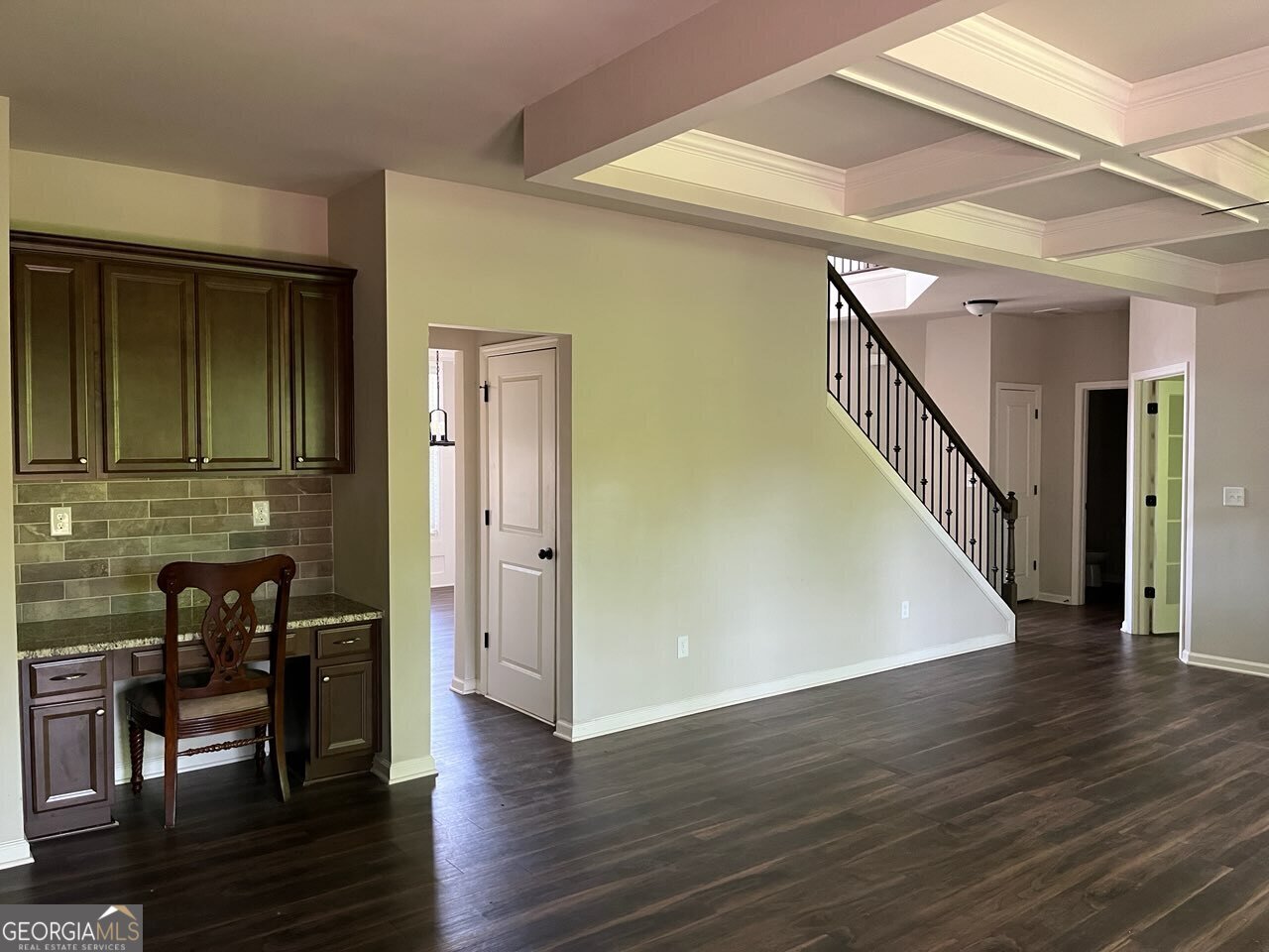 9240 Hollywood Drive Gainesville - 22