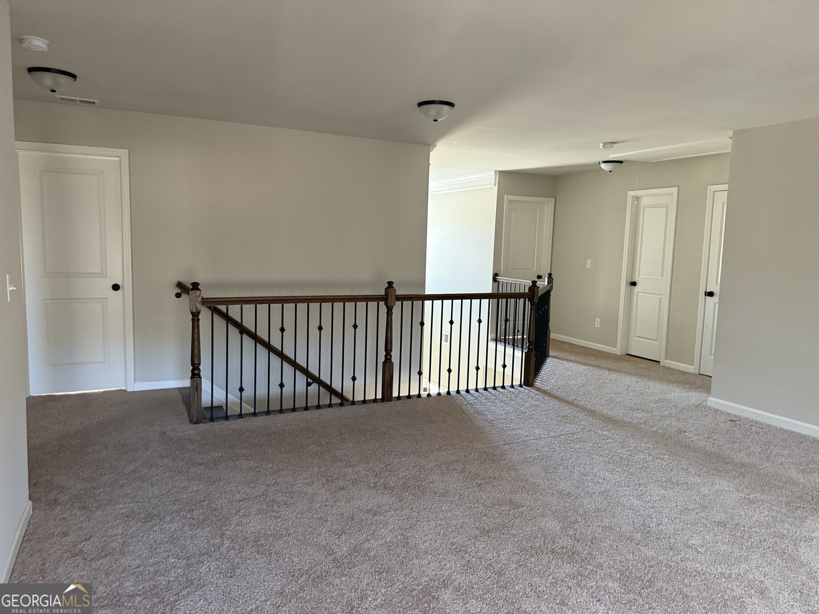 9240 Hollywood Drive Gainesville - 29