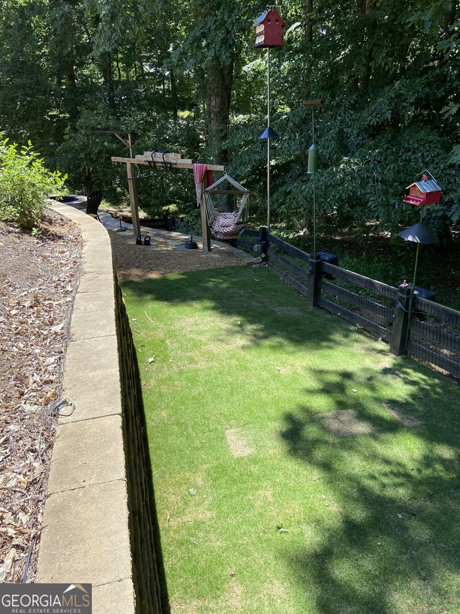 9240 Hollywood Drive Gainesville - 62