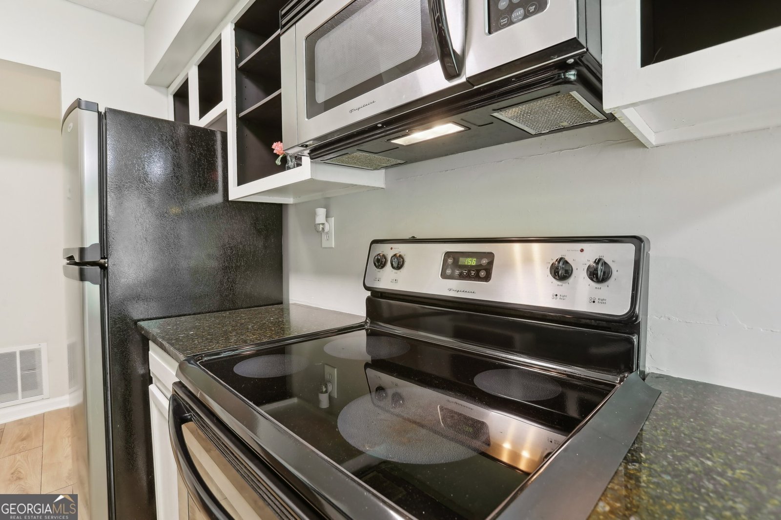 702 Glenleaf Drive Peachtree Corners - 10
