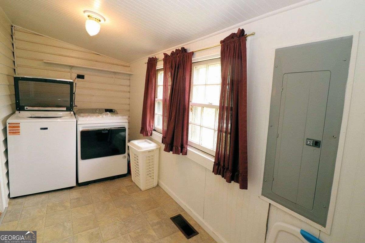 603 College Street Cedartown - 25