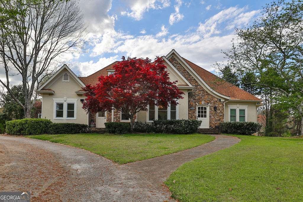 3060 Cabernet Court Cumming - 1