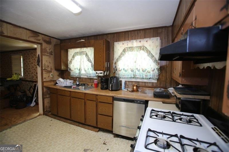 3043 ALSTON Drive Decatur - 27